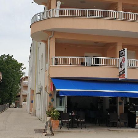 Pansion Matija Bed & Breakfast Međugorje Екстериор снимка