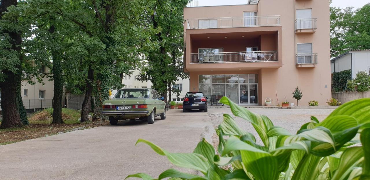 Pansion Matija Bed & Breakfast Međugorje Екстериор снимка
